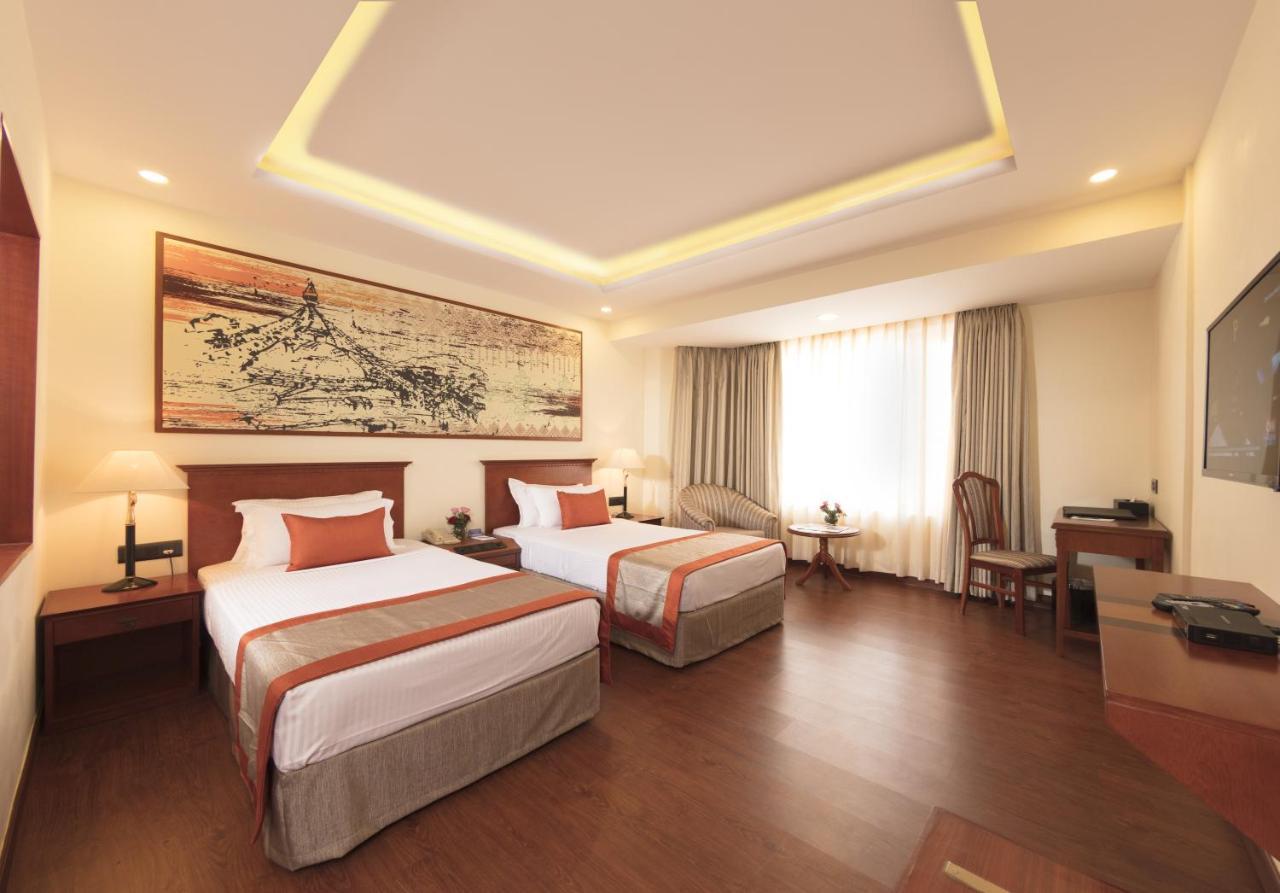 Royal Singi Hotel Kathmandu Exterior photo
